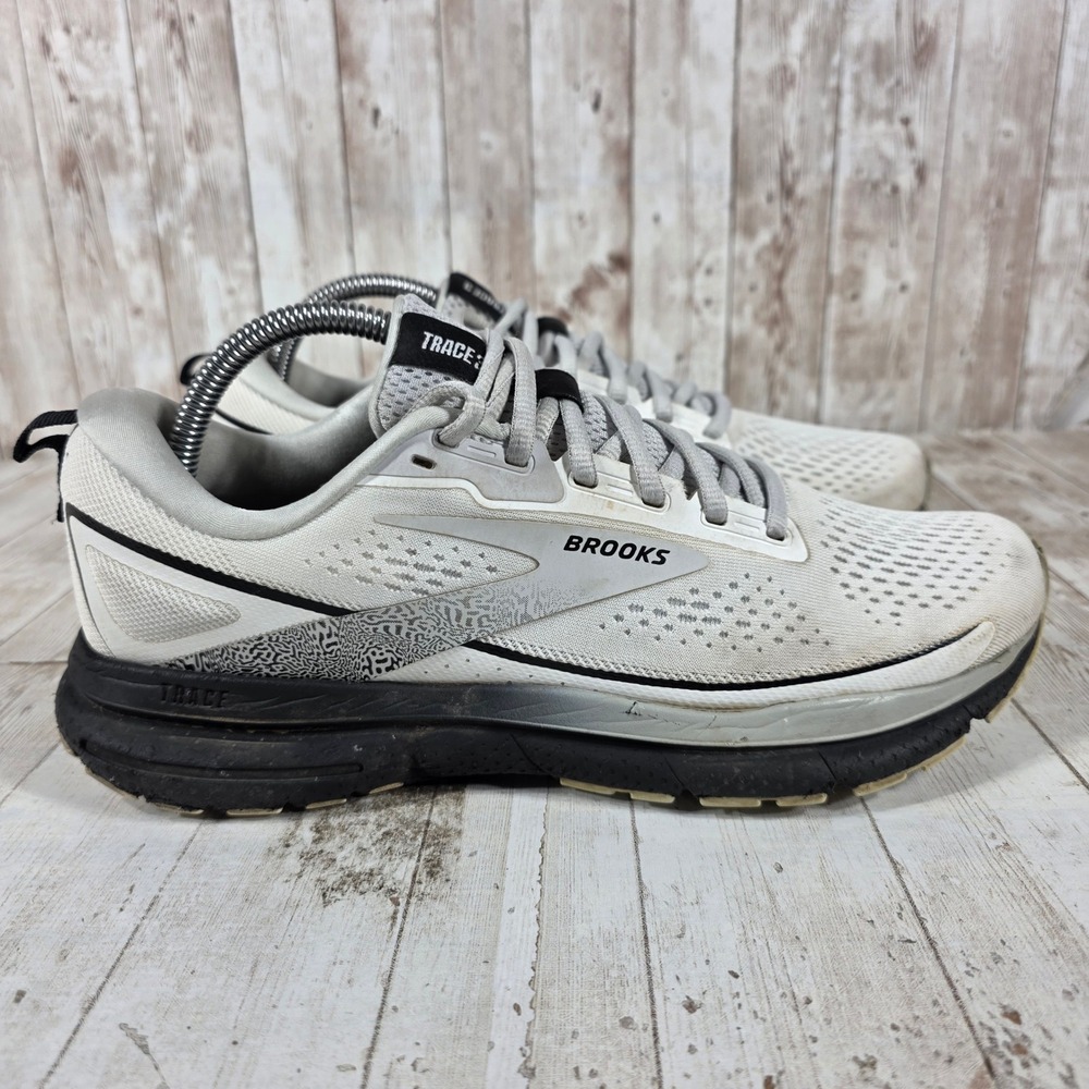 Brooks Trace 3 Womens Running Shoes White Grey Black Size 10 Medium B
